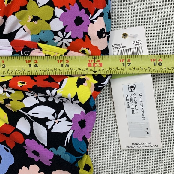 Anne Cole Signature Women Plus Size High-Neck One-Piece Swimsuit Size 18W - Picture 8 of 10